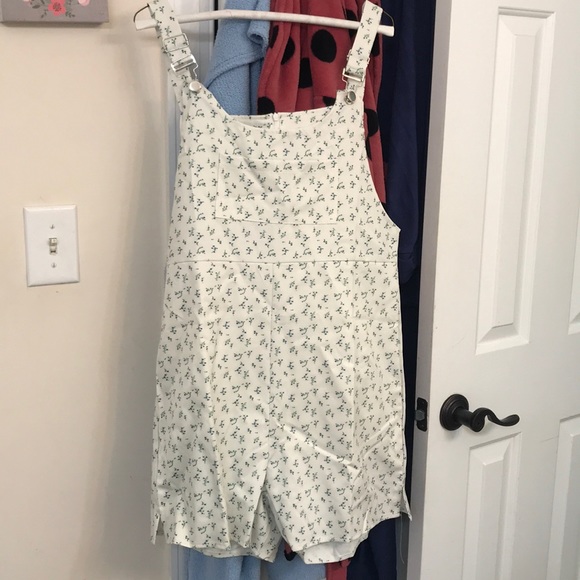 overalls - Picture 1 of 1